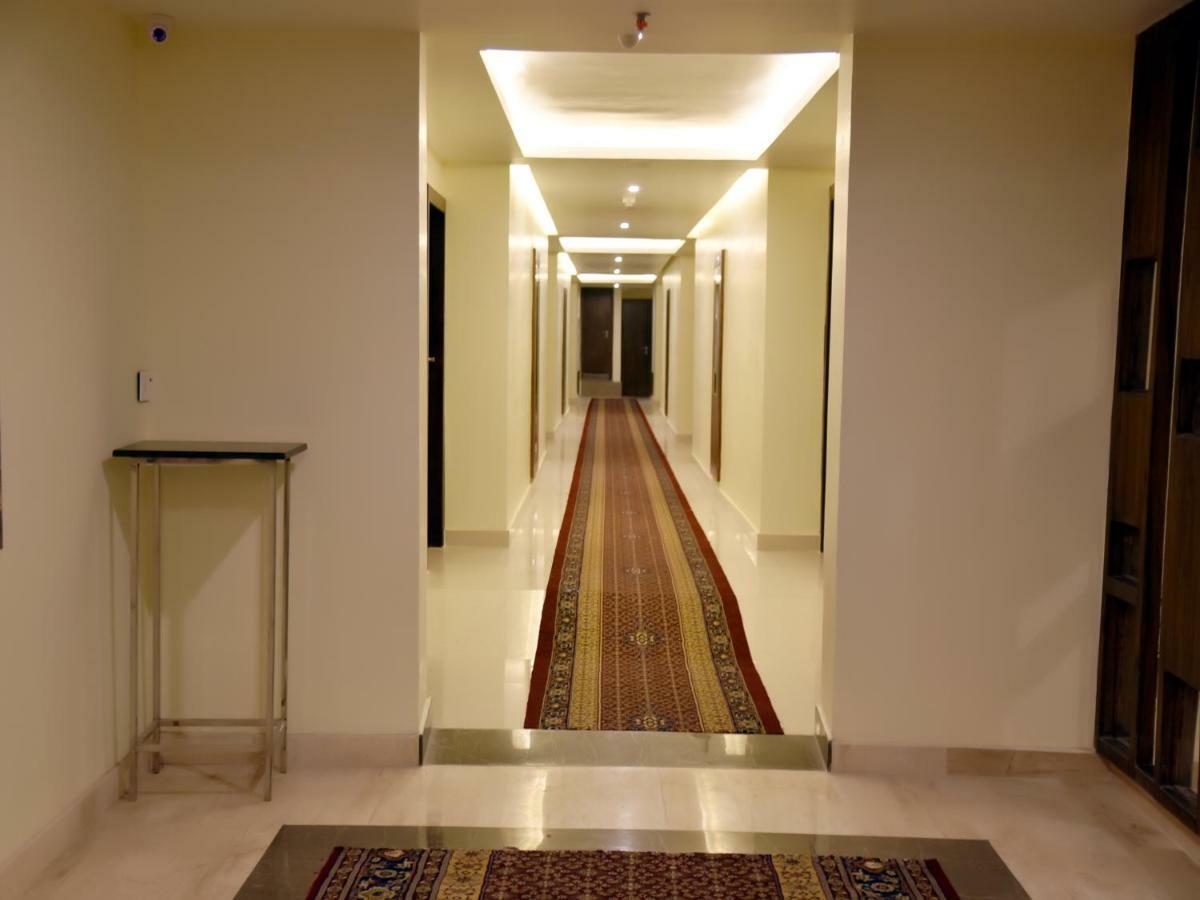 Clarks Inn Suites Katra Екстер'єр фото