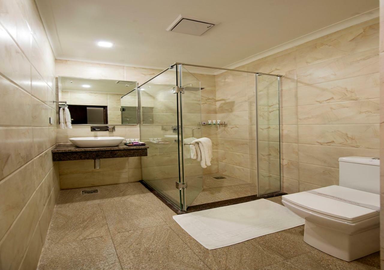 Clarks Inn Suites Katra Екстер'єр фото